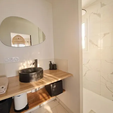 Liv'in Seb, Proche De Nantes Apartment *