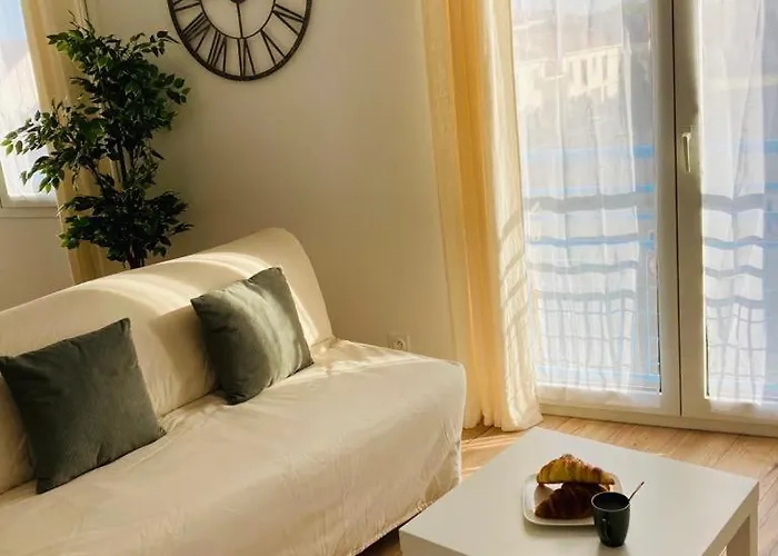 Liv'in Seb, Proche De Nantes * Saint-Sébastien-sur-Loire